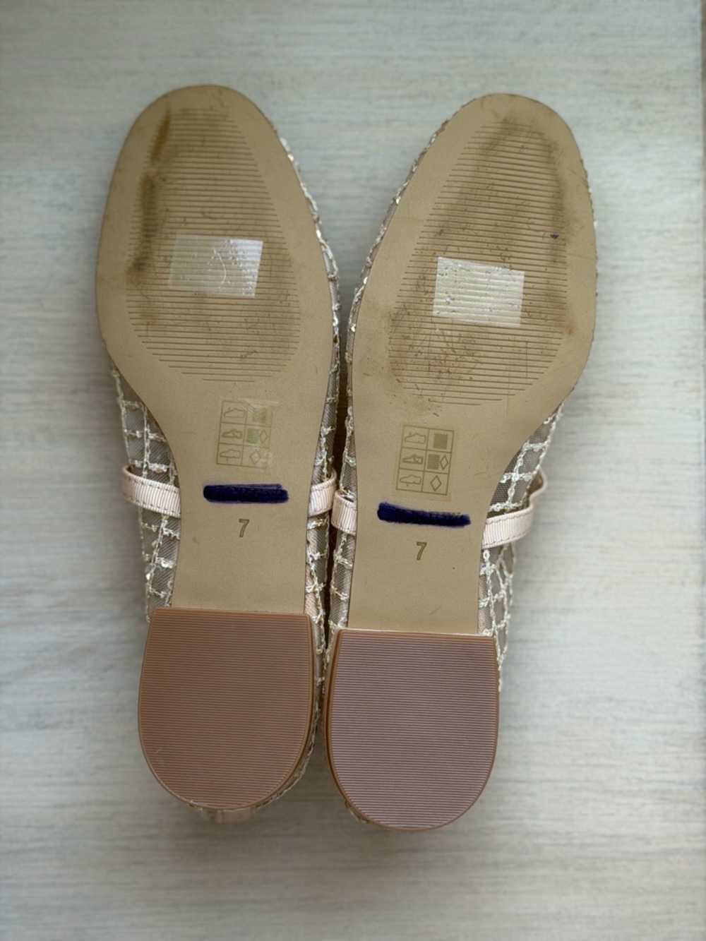 J.Crew Sequin Plaid Mary Jane Flats in Gold Sequin, Size 7 - Picture 9 of 9